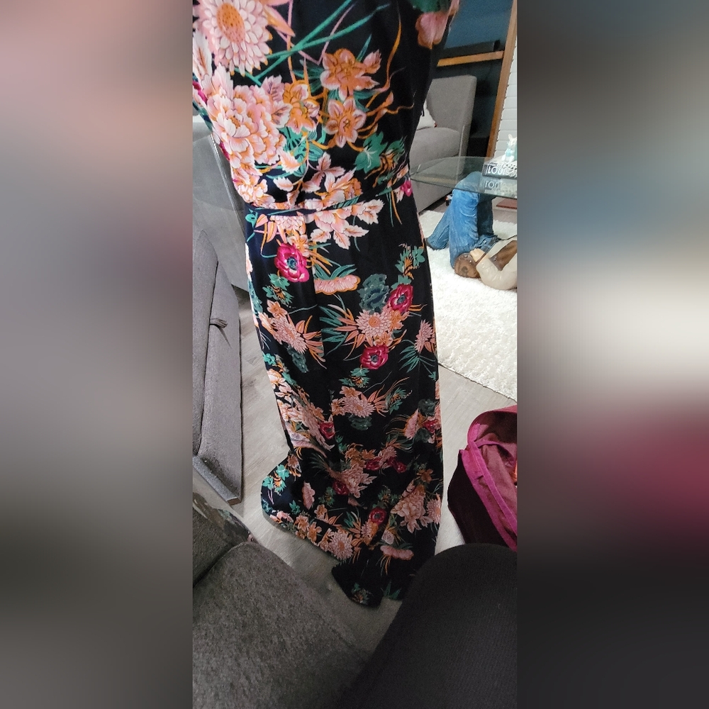 Pink Lily Asymmetrical Floral Dress - Navy and Pink Size Small - Picture 7 of 9